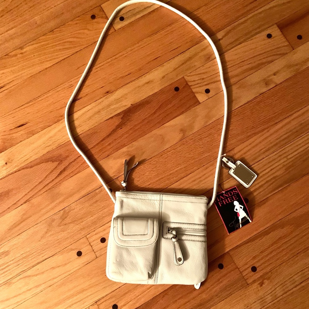 Tignanello hands free cross body bag purse in white genuine leather